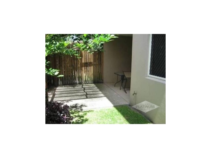 4/104 Grantala Street, Manoora QLD 4870