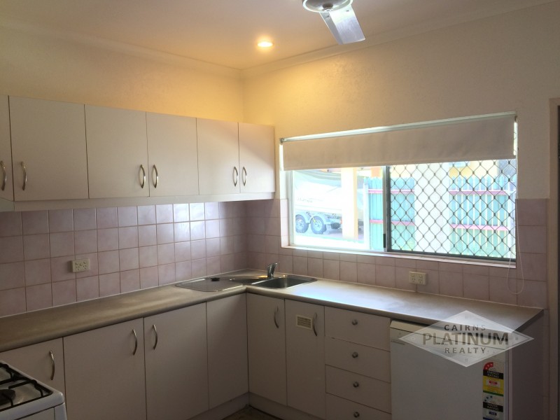 12 Cumberland Street, Smithfield QLD 4878