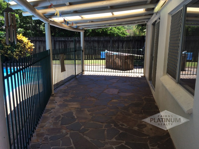 12 Cumberland Street, Smithfield QLD 4878