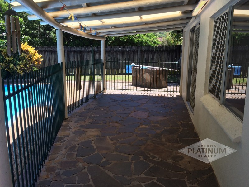 12 Cumberland Street, Smithfield QLD 4878