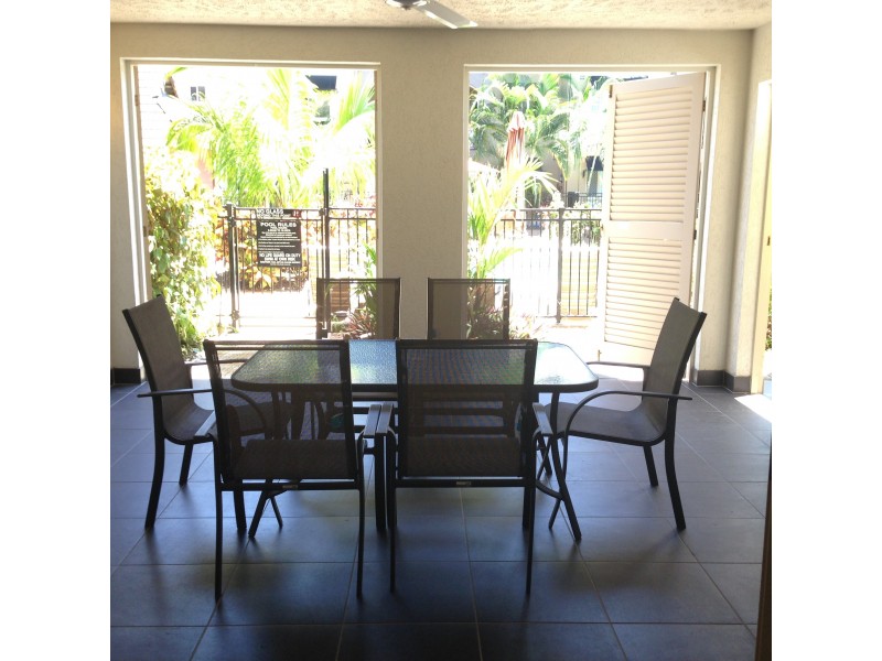 1303/2 Greenslopes Street, Cairns North QLD 4870