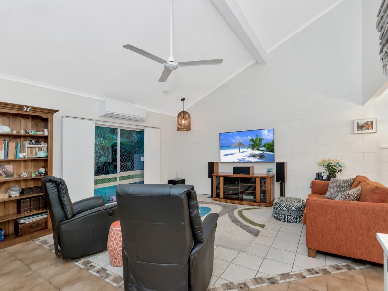 4 Hood Street, Trinity Park QLD 4879