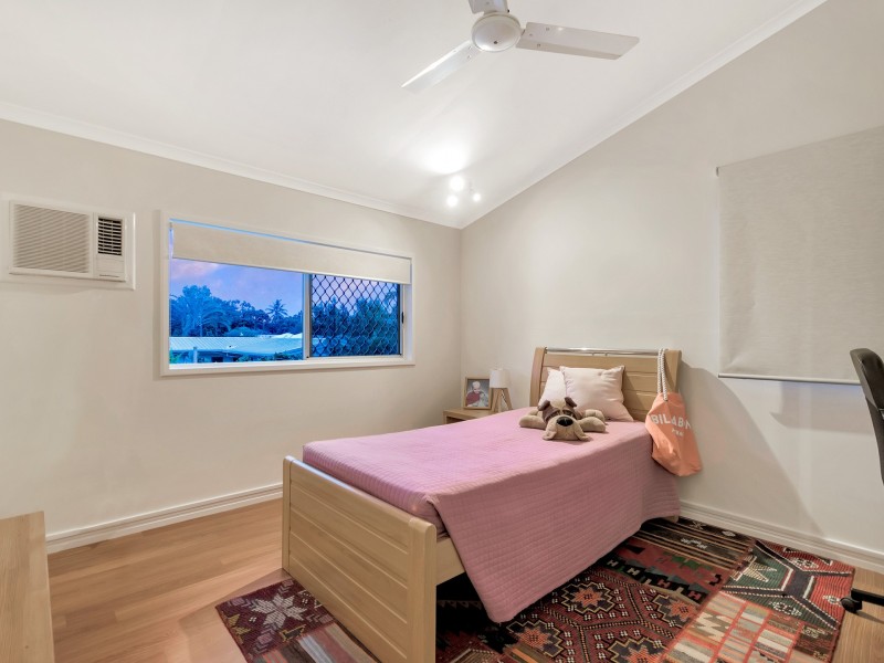 4 Hood Street, Trinity Park QLD 4879
