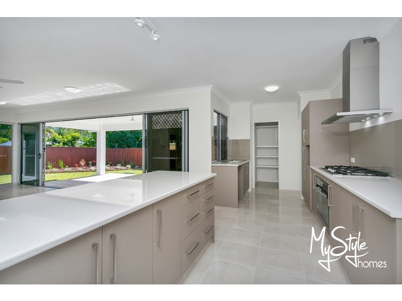 21 Bluecove Circuit, Trinity Park QLD 4879
