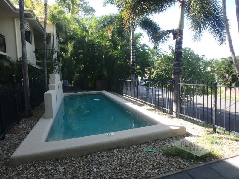1/106 Moore Street, Trinity Beach QLD 4879