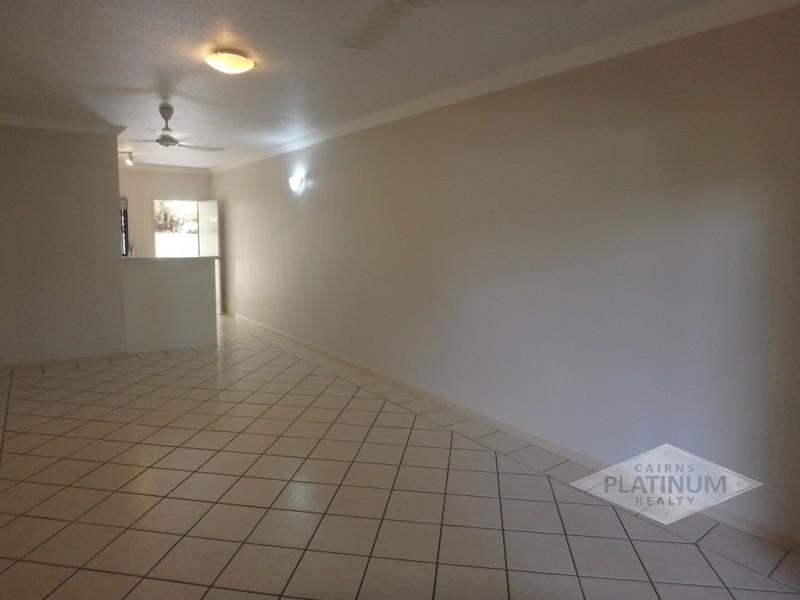 1/106 Moore Street, Trinity Beach QLD 4879