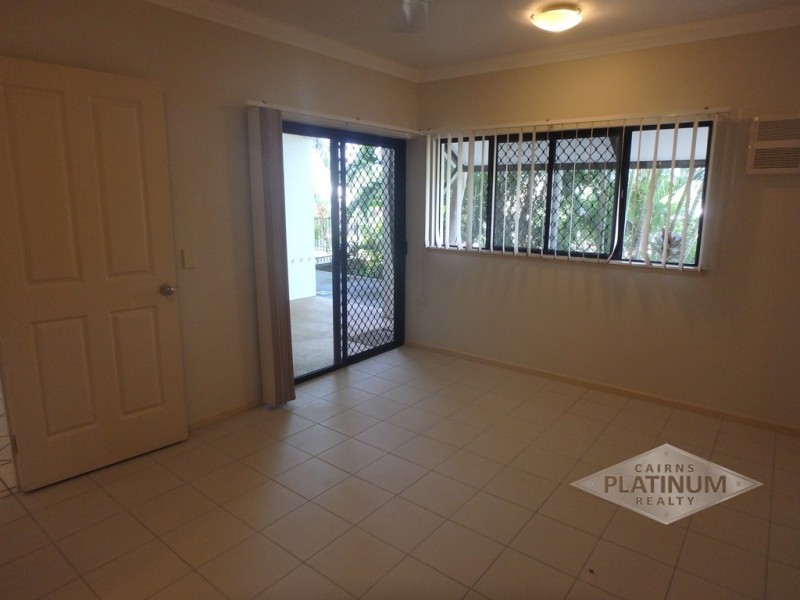 1/106 Moore Street, Trinity Beach QLD 4879