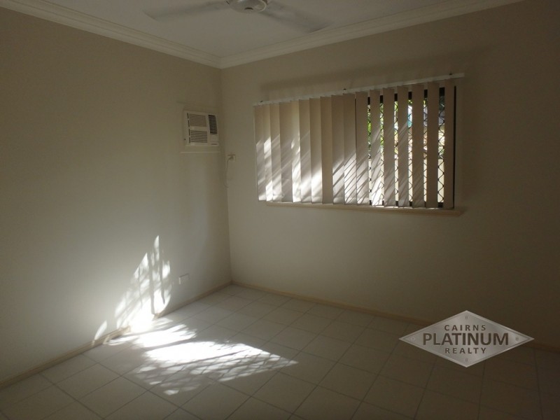 1/106 Moore Street, Trinity Beach QLD 4879