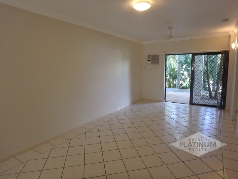 1/106 Moore Street, Trinity Beach QLD 4879
