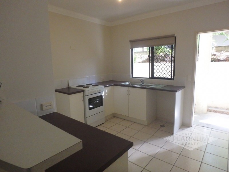 1/106 Moore Street, Trinity Beach QLD 4879