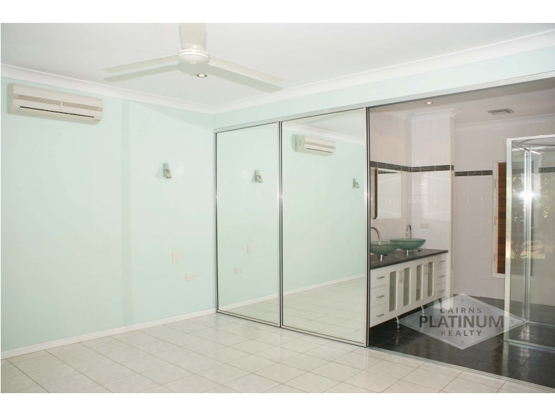 13 Cheviot Street, Smithfield QLD 4878