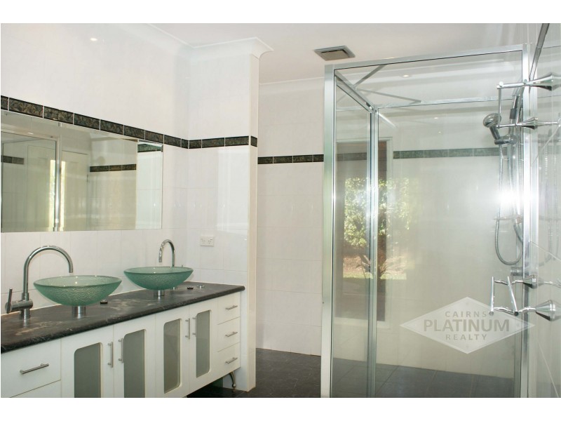 13 Cheviot Street, Smithfield QLD 4878