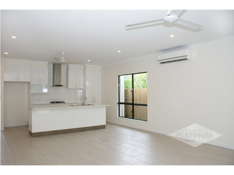 7b Kavieng Street, Trinity Beach QLD 4879
