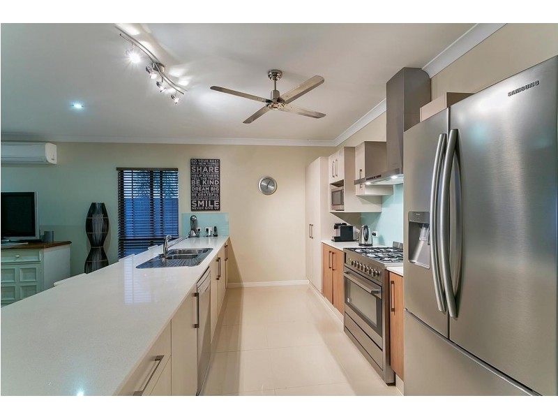 6 Iridescent Drive, Trinity Park QLD 4879