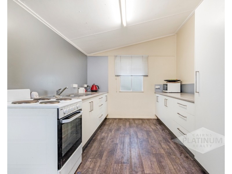 67 Morehead Street, Bungalow QLD 4870