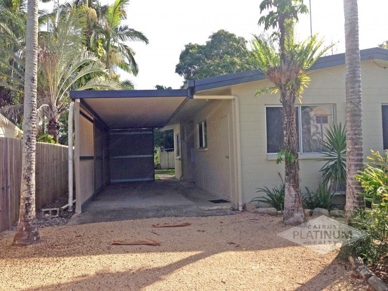 12 Riverside Parade, Trinity Park QLD 4879
