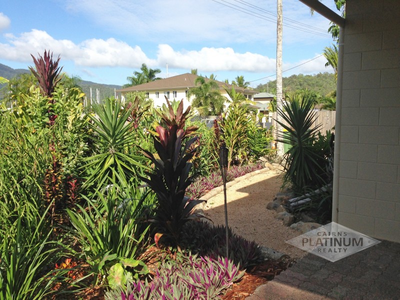 12 Riverside Parade, Trinity Park QLD 4879