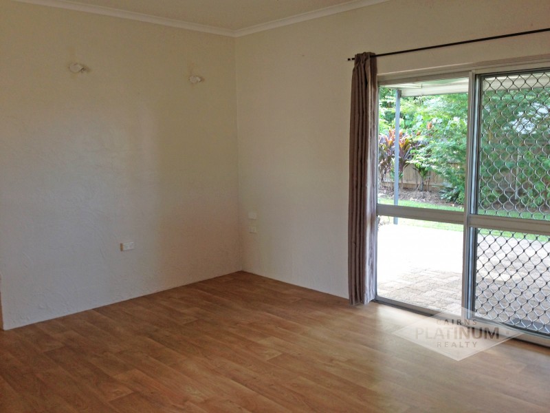 12 Riverside Parade, Trinity Park QLD 4879