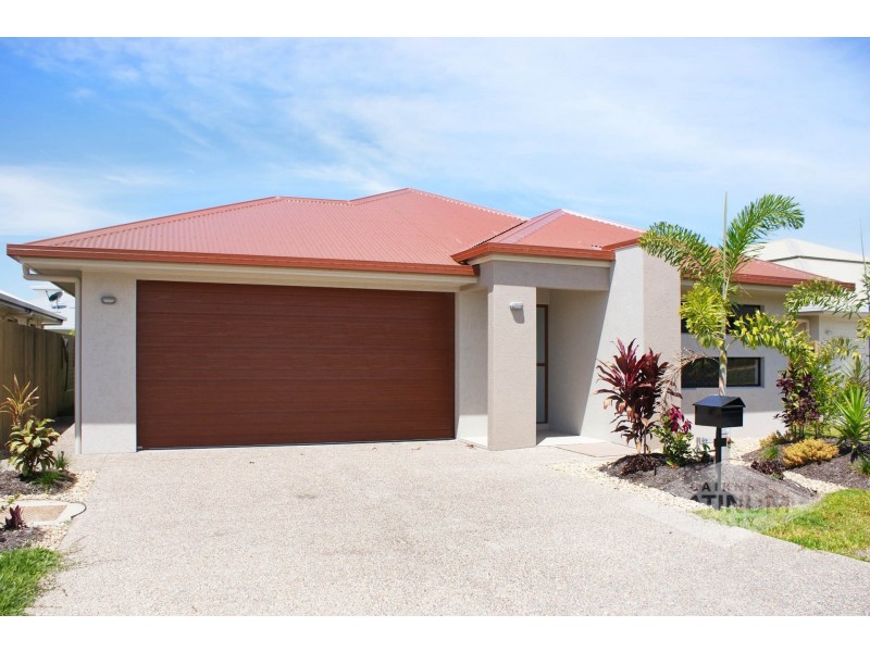 8 Ewan Glen, Trinity Park QLD 4879