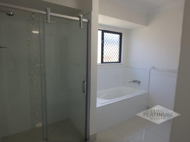 17 Brockman Way, Smithfield QLD 4878