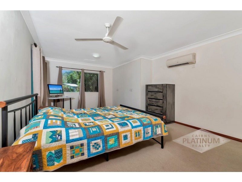 9 Queensborough Close, Trinity Park QLD 4879