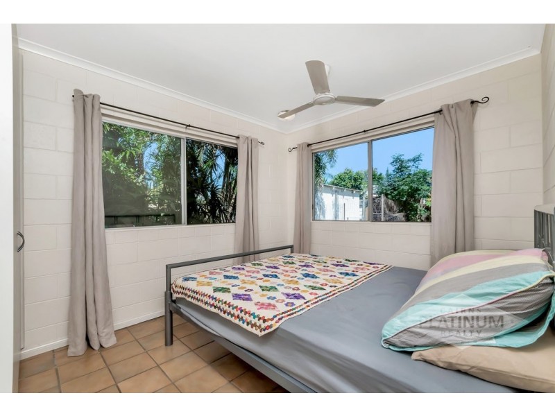 9 Queensborough Close, Trinity Park QLD 4879