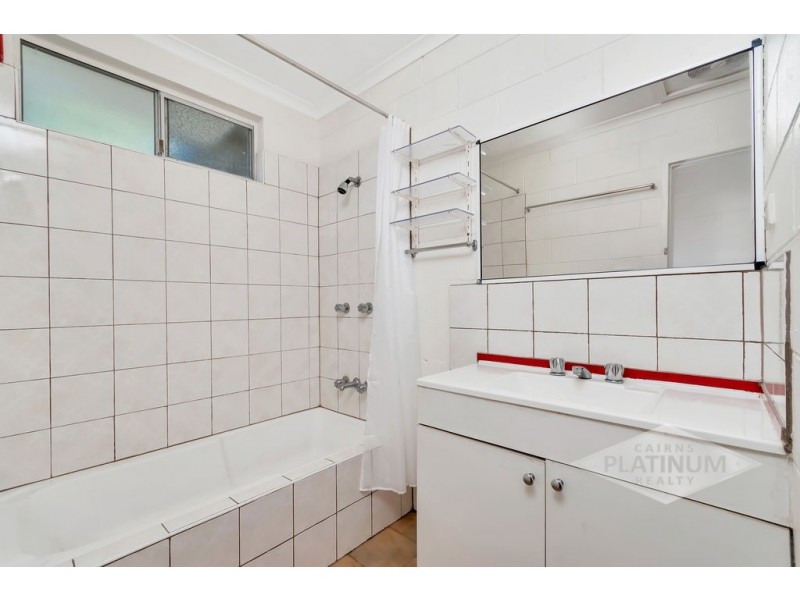 9 Queensborough Close, Trinity Park QLD 4879
