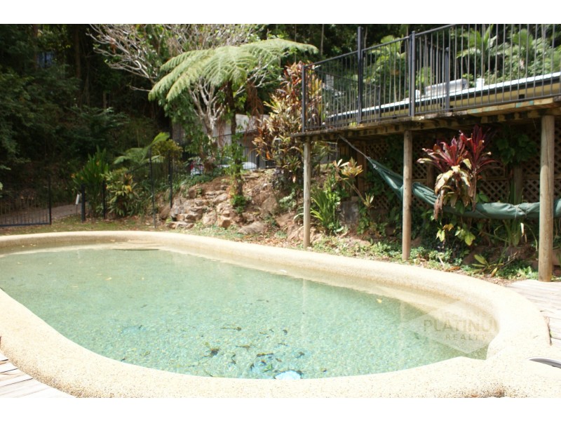 4 Marcia Close, Smithfield QLD 4878