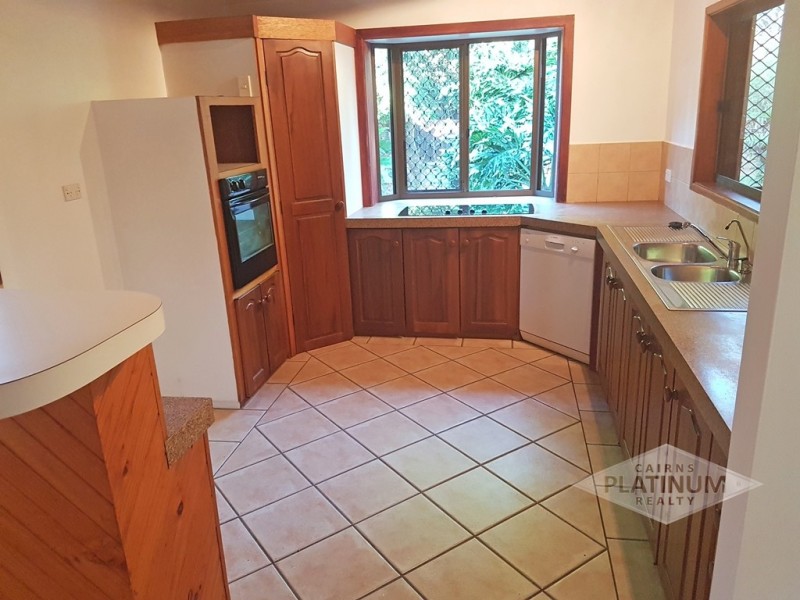 176 Jensen Street, Edge Hill QLD 4870