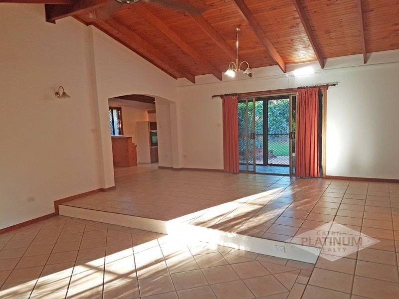 176 Jensen Street, Edge Hill QLD 4870