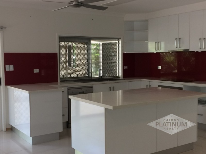 6 Pellowe Street, Clifton Beach QLD 4879