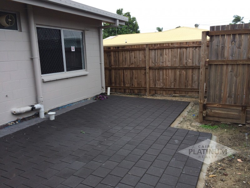 9 Kavieng Street, Trinity Beach QLD 4879