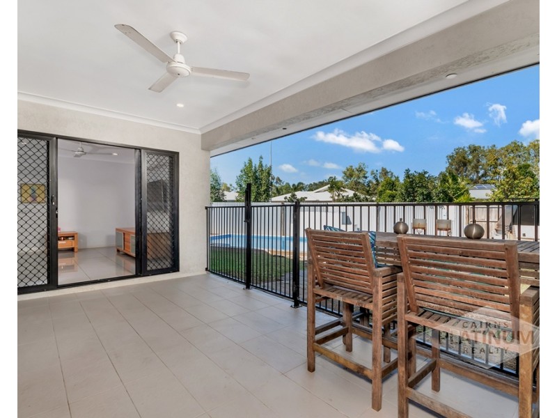 9 Coastline Parade, Trinity Beach QLD 4879