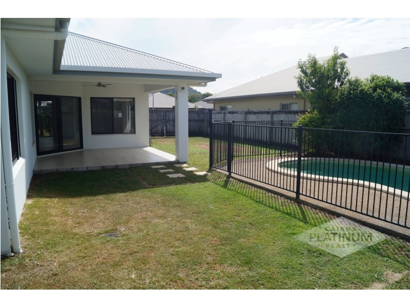 10 Totley Chase, Trinity Park QLD 4879