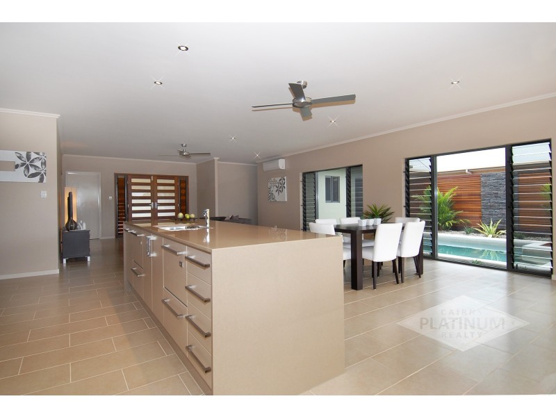20 Port Close, Trinity Beach QLD 4879