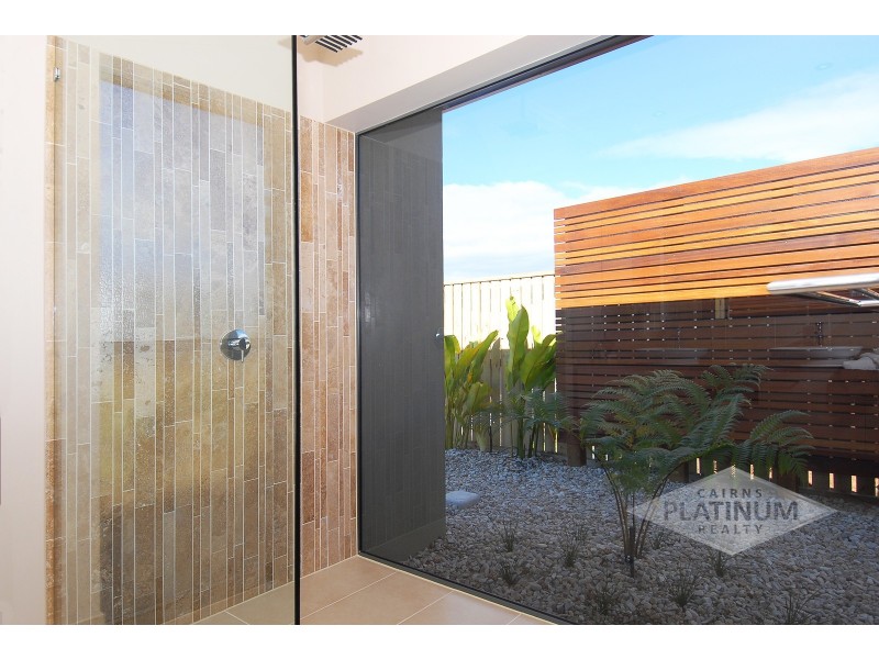 20 Port Close, Trinity Beach QLD 4879