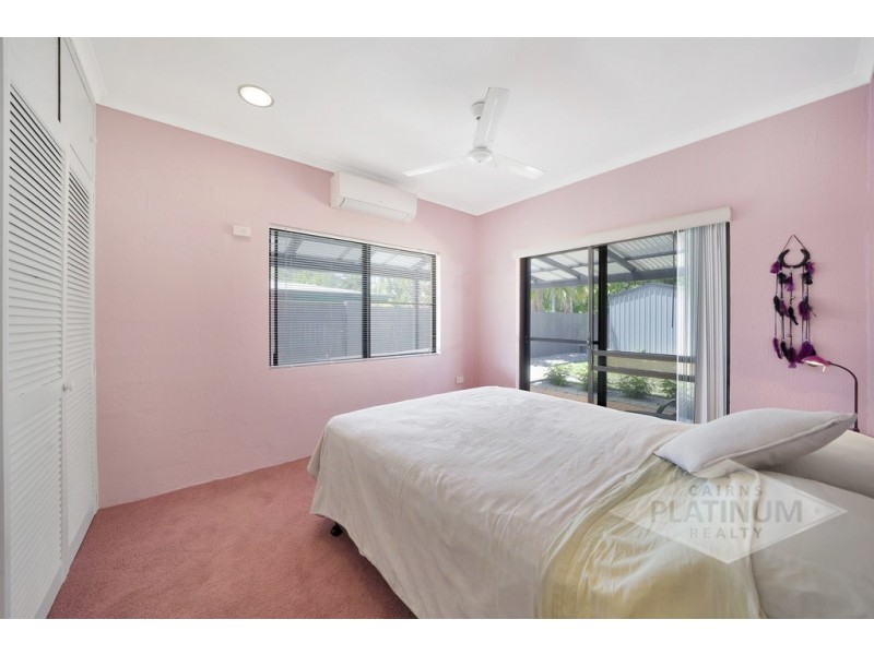 6 Parkway Street, Trinity Park QLD 4879