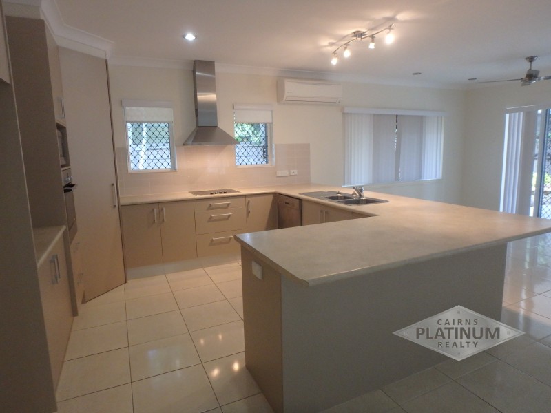 5 Vetiver Street, Trinity Park QLD 4879