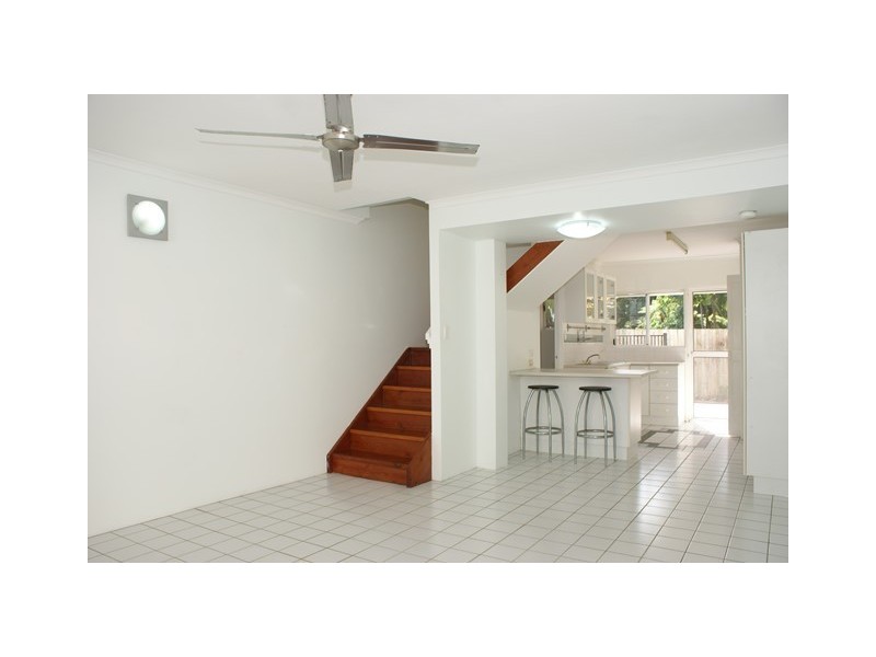 2/18 Adair Street, Yorkeys Knob QLD 4878