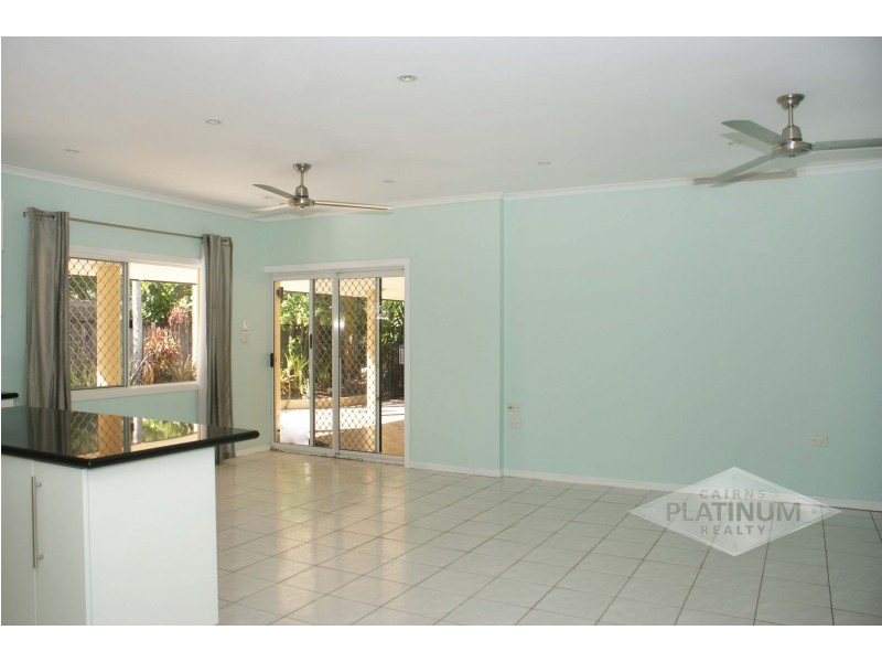 13 Cheviot Street, Smithfield QLD 4878