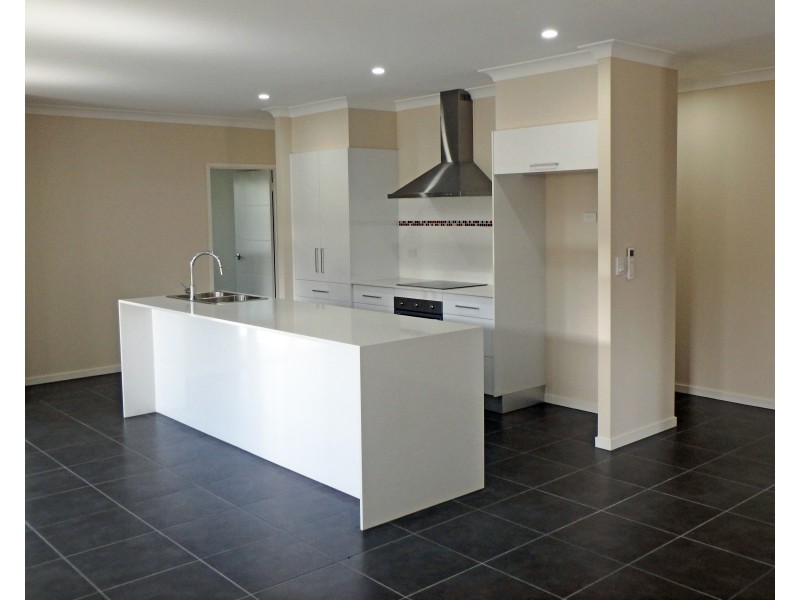 53 Seaways Street, Trinity Beach QLD 4879