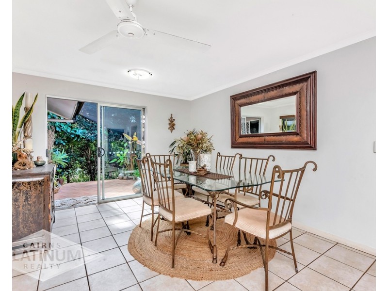 7-9 Daphne Street, Redlynch QLD 4870