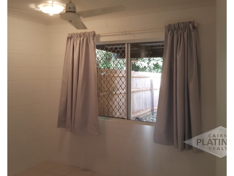 1/104 Windarra Street, Woree QLD 4868