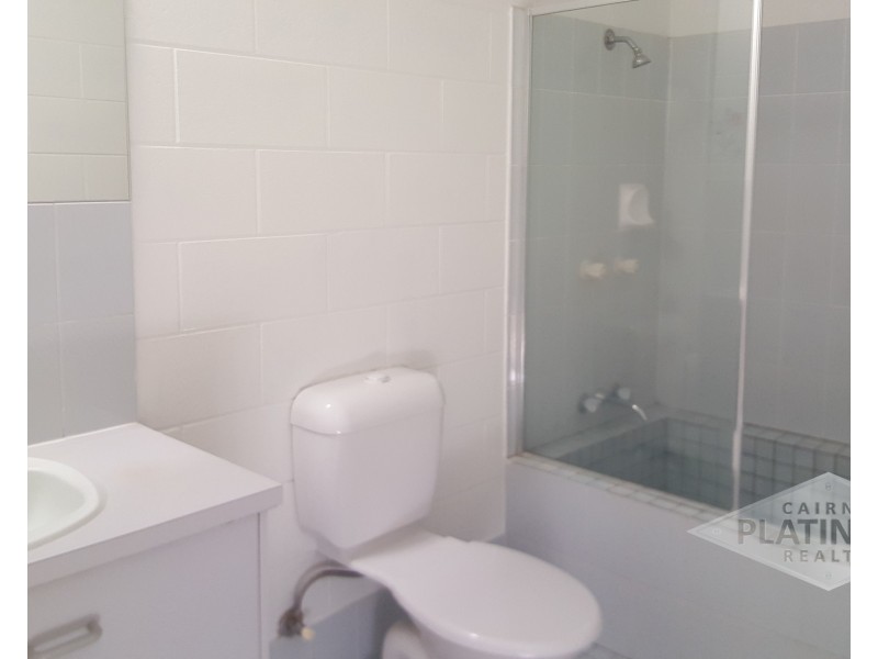 1/104 Windarra Street, Woree QLD 4868