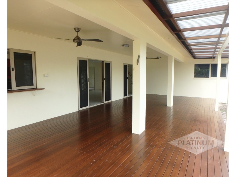 4 Icefire Quay, Trinity Park QLD 4879