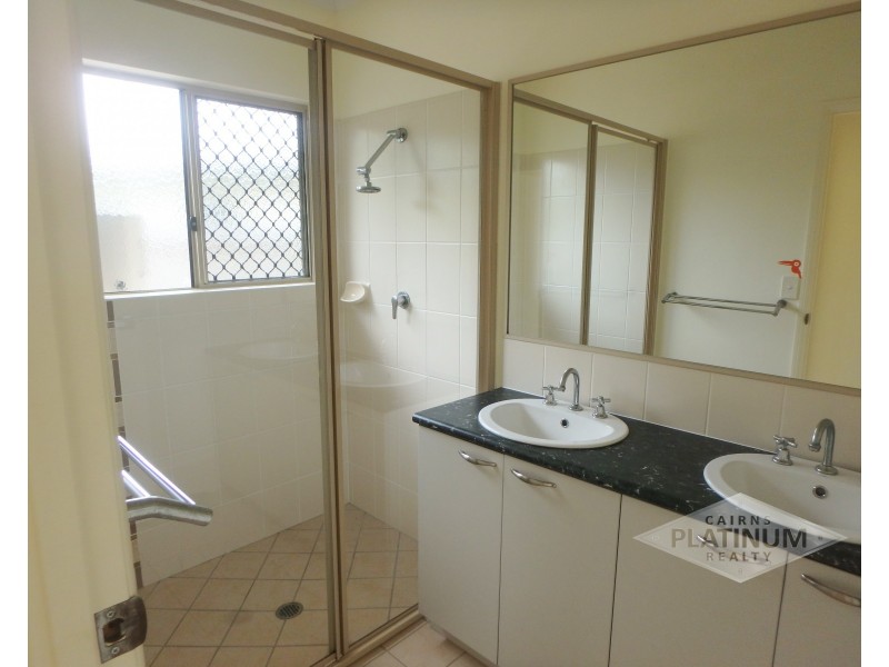 4 Icefire Quay, Trinity Park QLD 4879