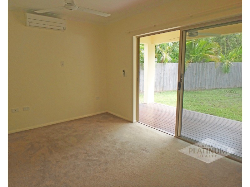 4 Icefire Quay, Trinity Park QLD 4879