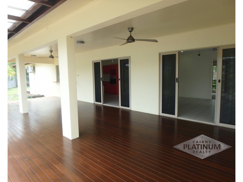 4 Icefire Quay, Trinity Park QLD 4879