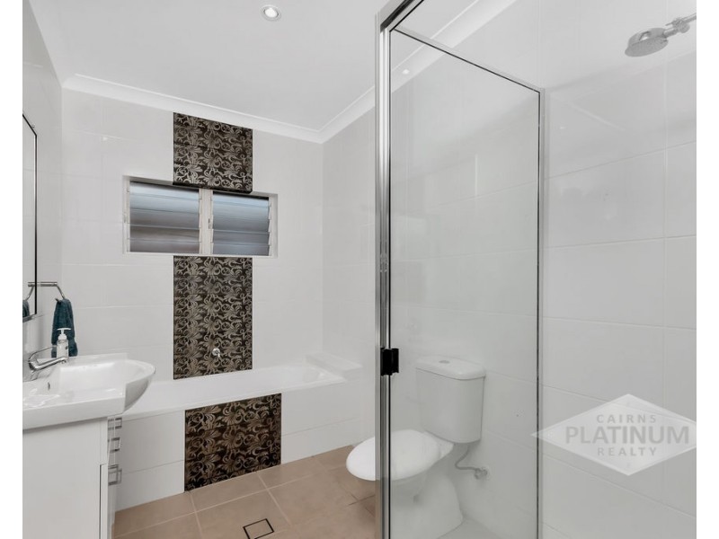 38 Moojeeba Way, Trinity Park QLD 4879