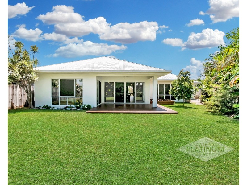 38 Moojeeba Way, Trinity Park QLD 4879